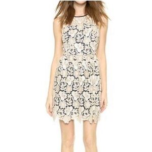 Club Monaco White Lace Dress - perfect condition!
